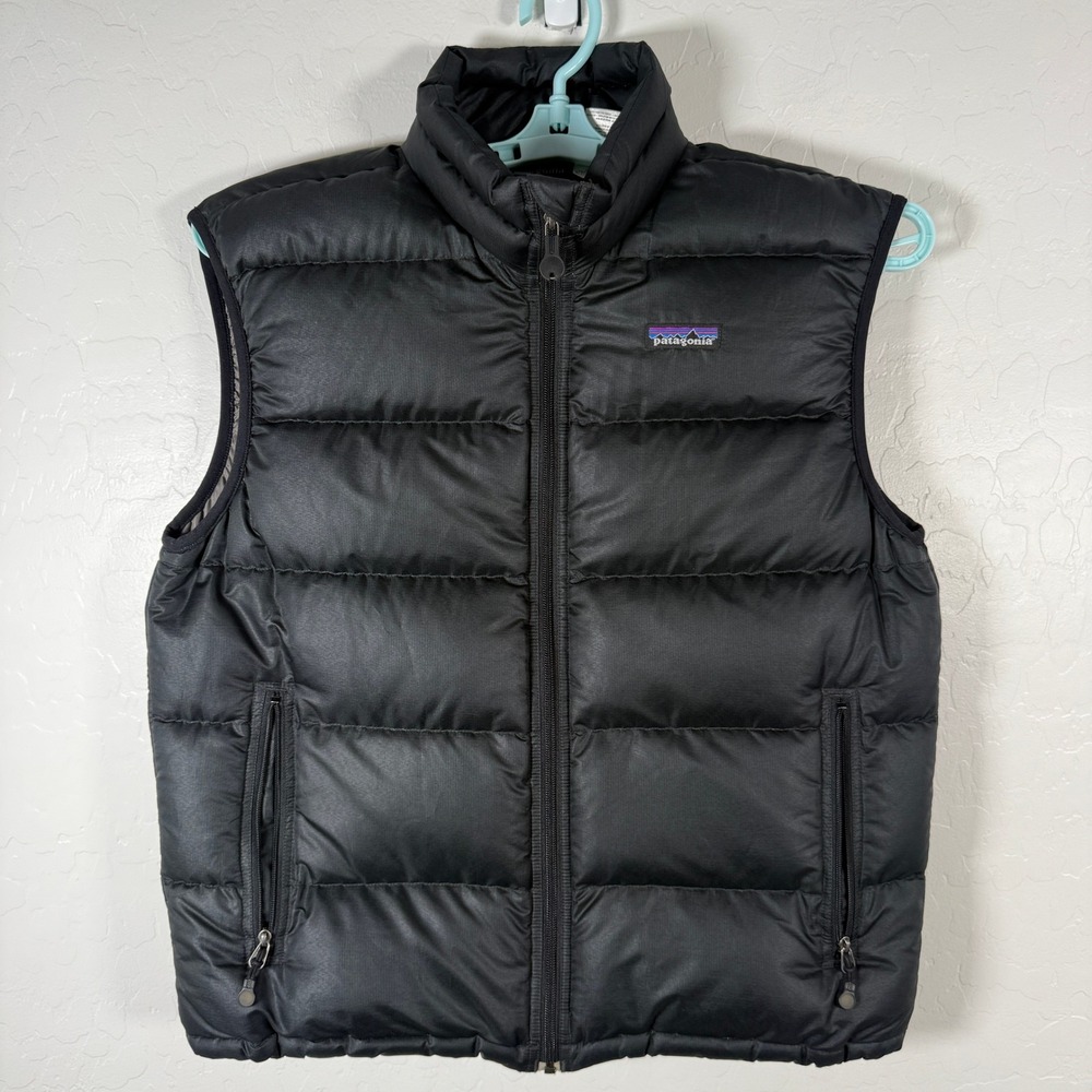 Patagonia Vest Mens M Black Goose Down Puffer Winter Outdoor Gear Full Zip
